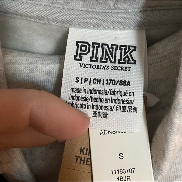 Victoria’s Secret Pink sweatshirt - Picture 2 of 4